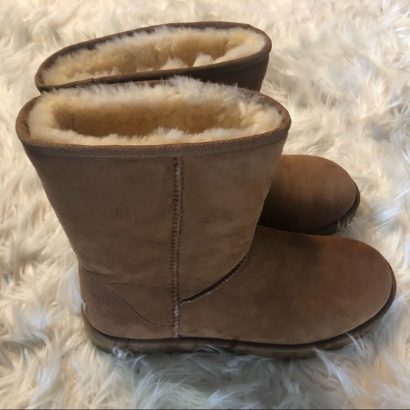 UGG Shoes - NEW UGG Classic Short II Boots Chestnut Size 11